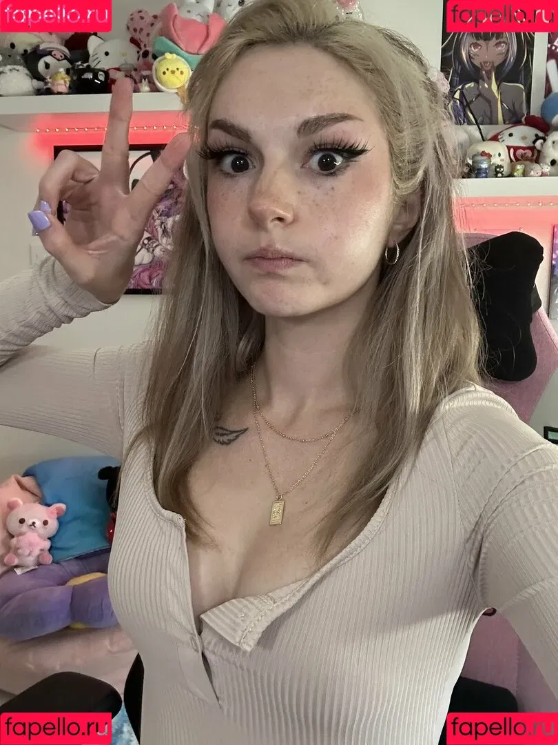 Busy B ASMR Onlyfans Photo Gallery 
