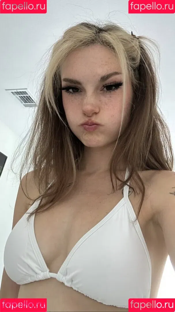Busy B ASMR Onlyfans Photo Gallery 