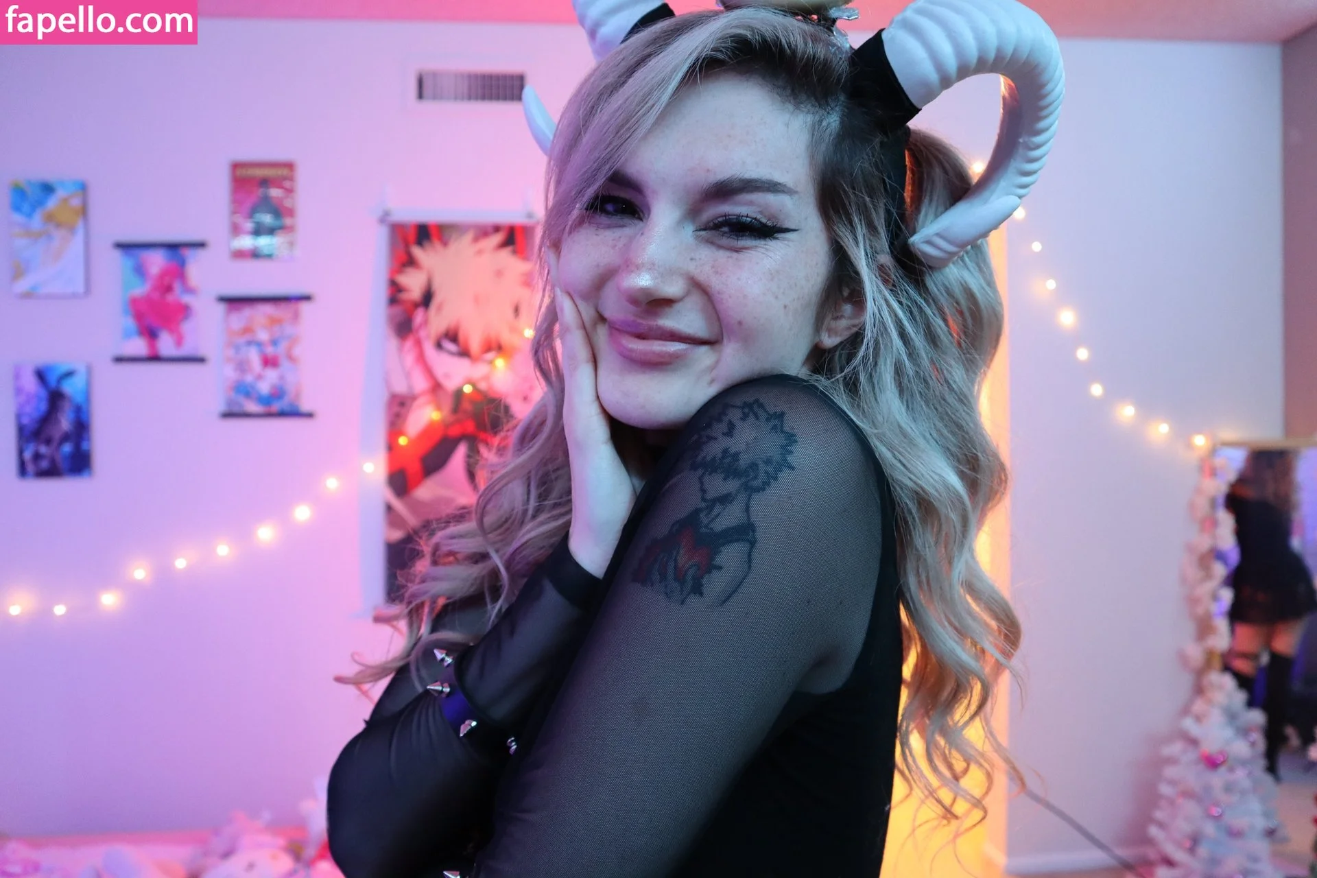 Busy B ASMR Onlyfans Photo Gallery 