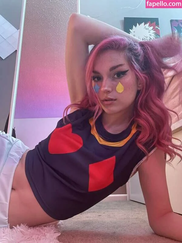 Busy B ASMR Onlyfans Photo Gallery 