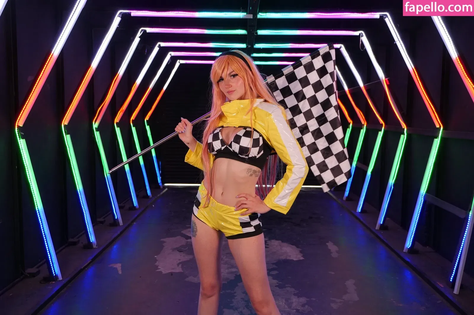 Busy B ASMR Onlyfans Photo Gallery 