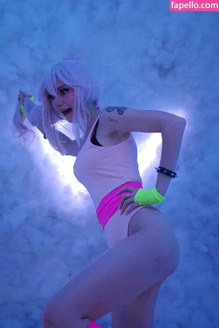 Busy B ASMR Onlyfans Photo Gallery 