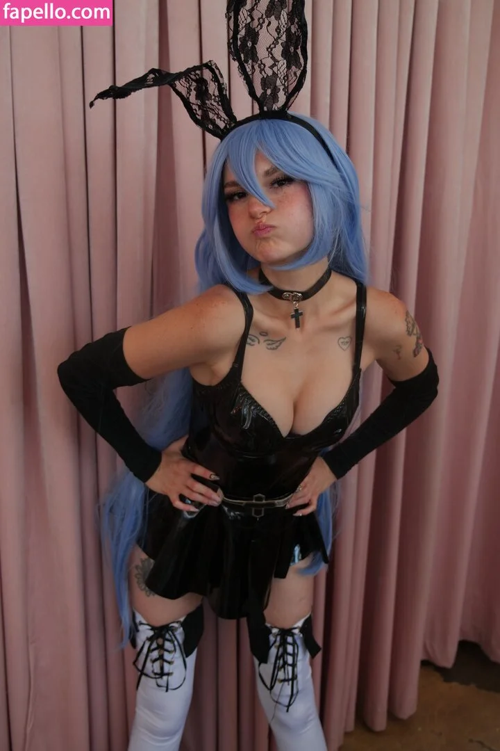 Busy B ASMR Onlyfans Photo Gallery 