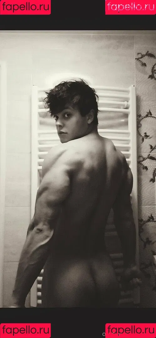 andrewad Onlyfans Photo Gallery 