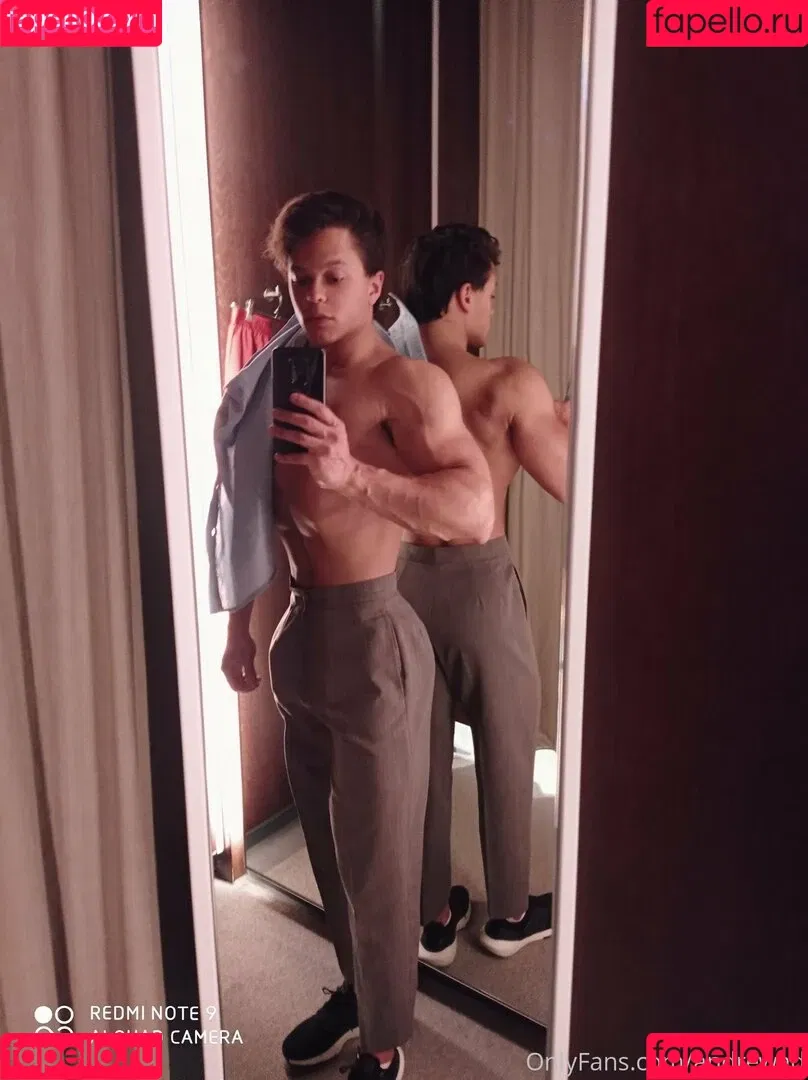 andrewad Onlyfans Photo Gallery 