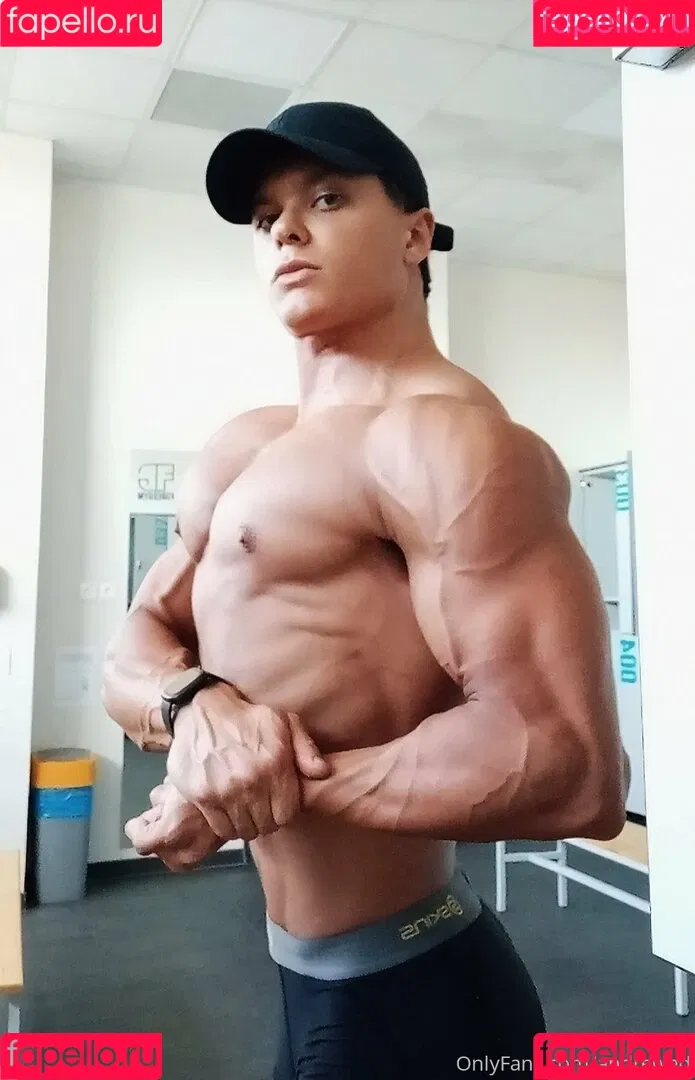 andrewad Onlyfans Photo Gallery 