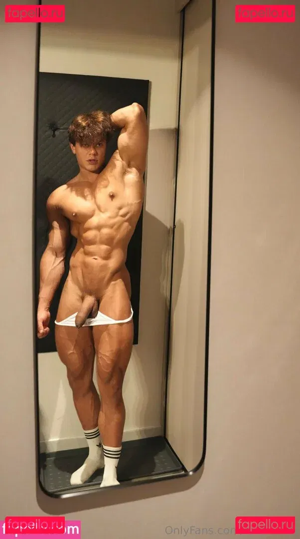 andrewad Onlyfans Photo Gallery 