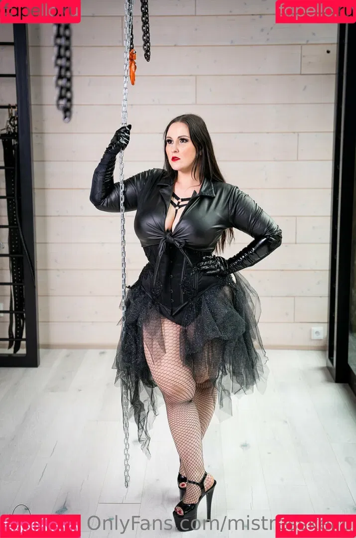 mistresskeiju Onlyfans Photo Gallery 