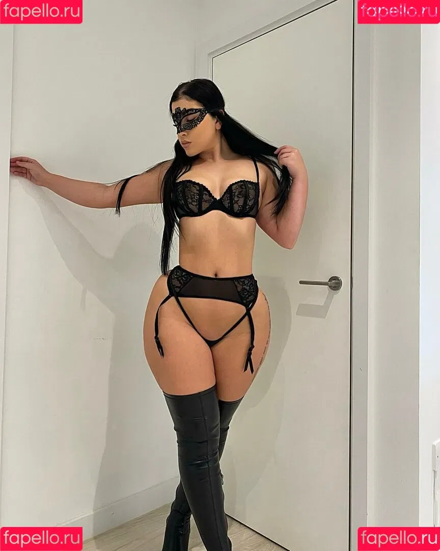 British Baddie Onlyfans Photo Gallery 