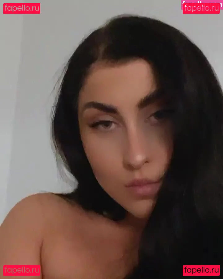 British Baddie Onlyfans Photo Gallery 