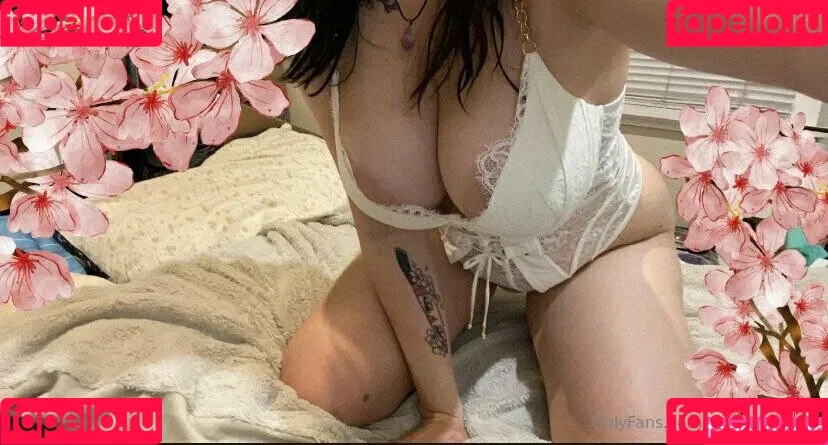 em0_wannab Onlyfans Photo Gallery 