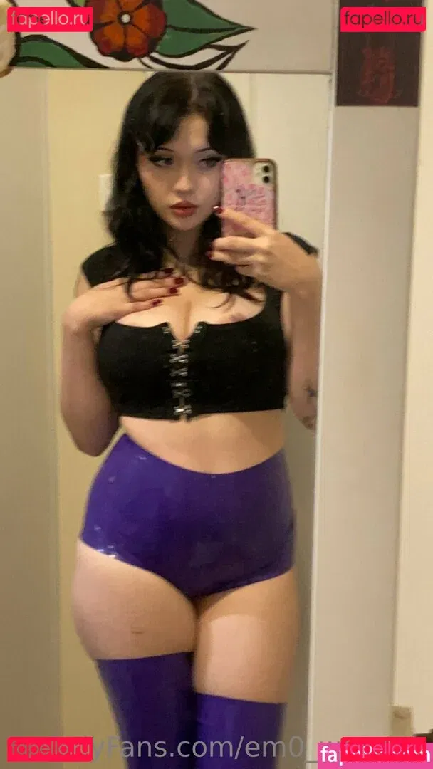 em0_wannab Onlyfans Photo Gallery 