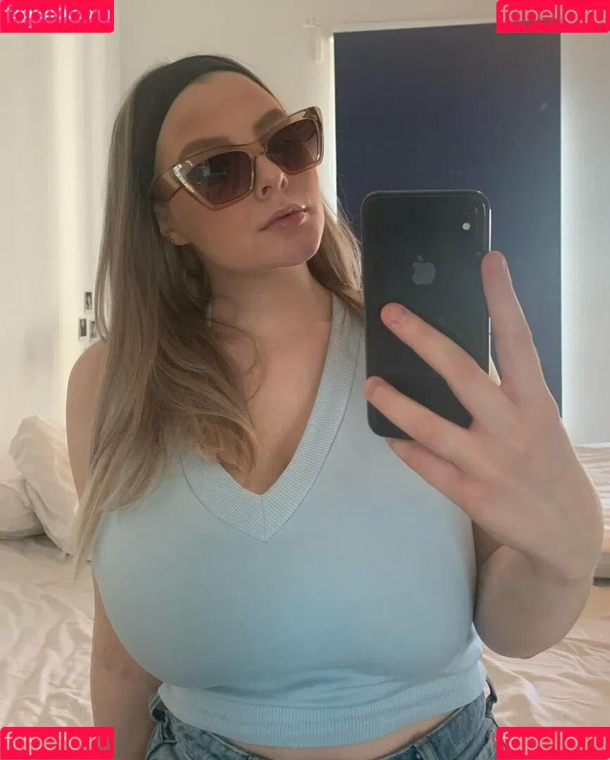 Stina Onlyfans Photo Gallery 