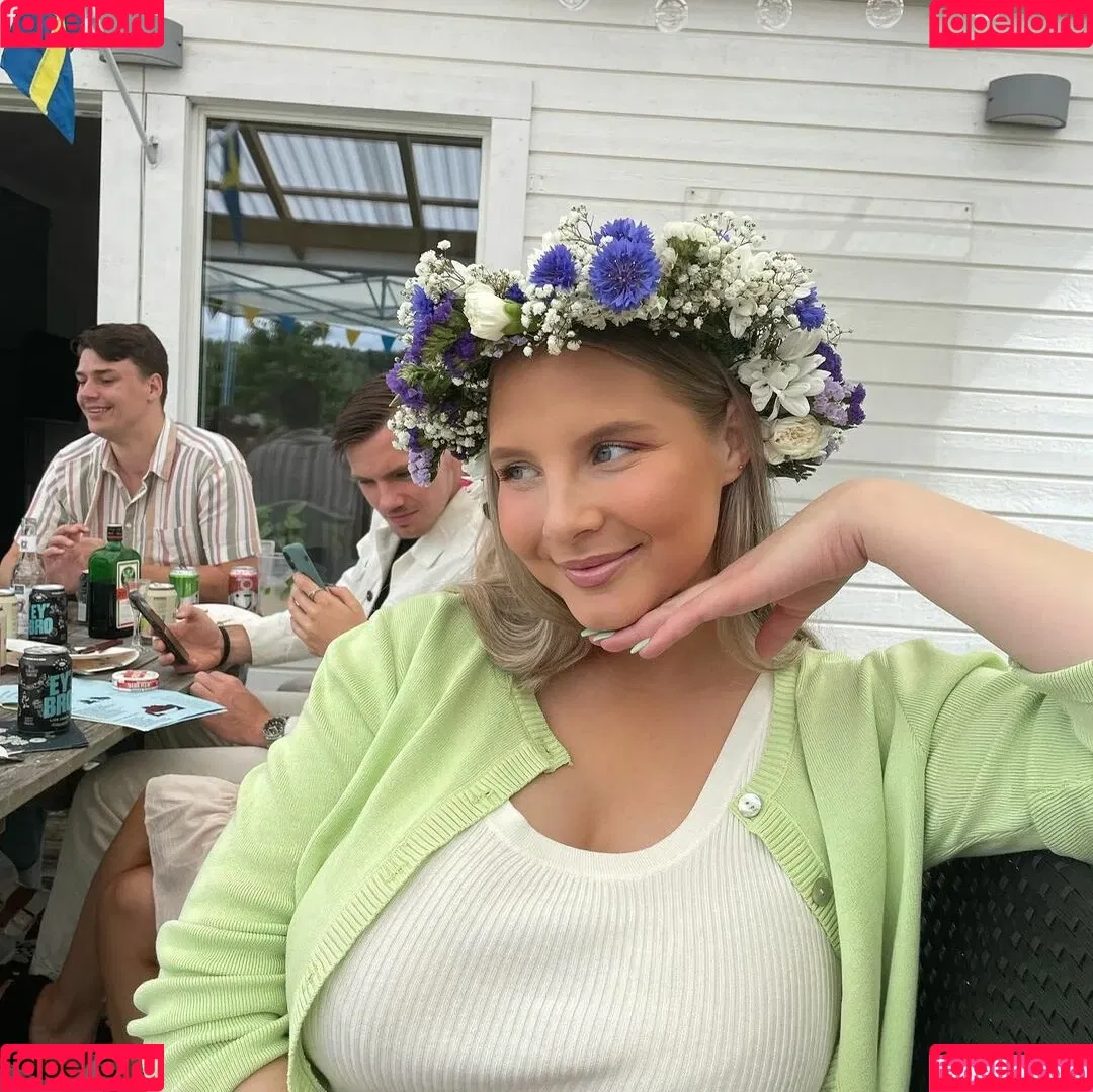 Stina Onlyfans Photo Gallery 
