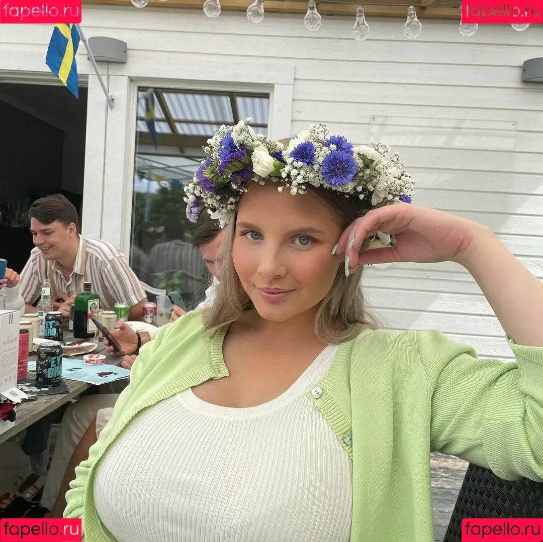 Stina Onlyfans Photo Gallery 