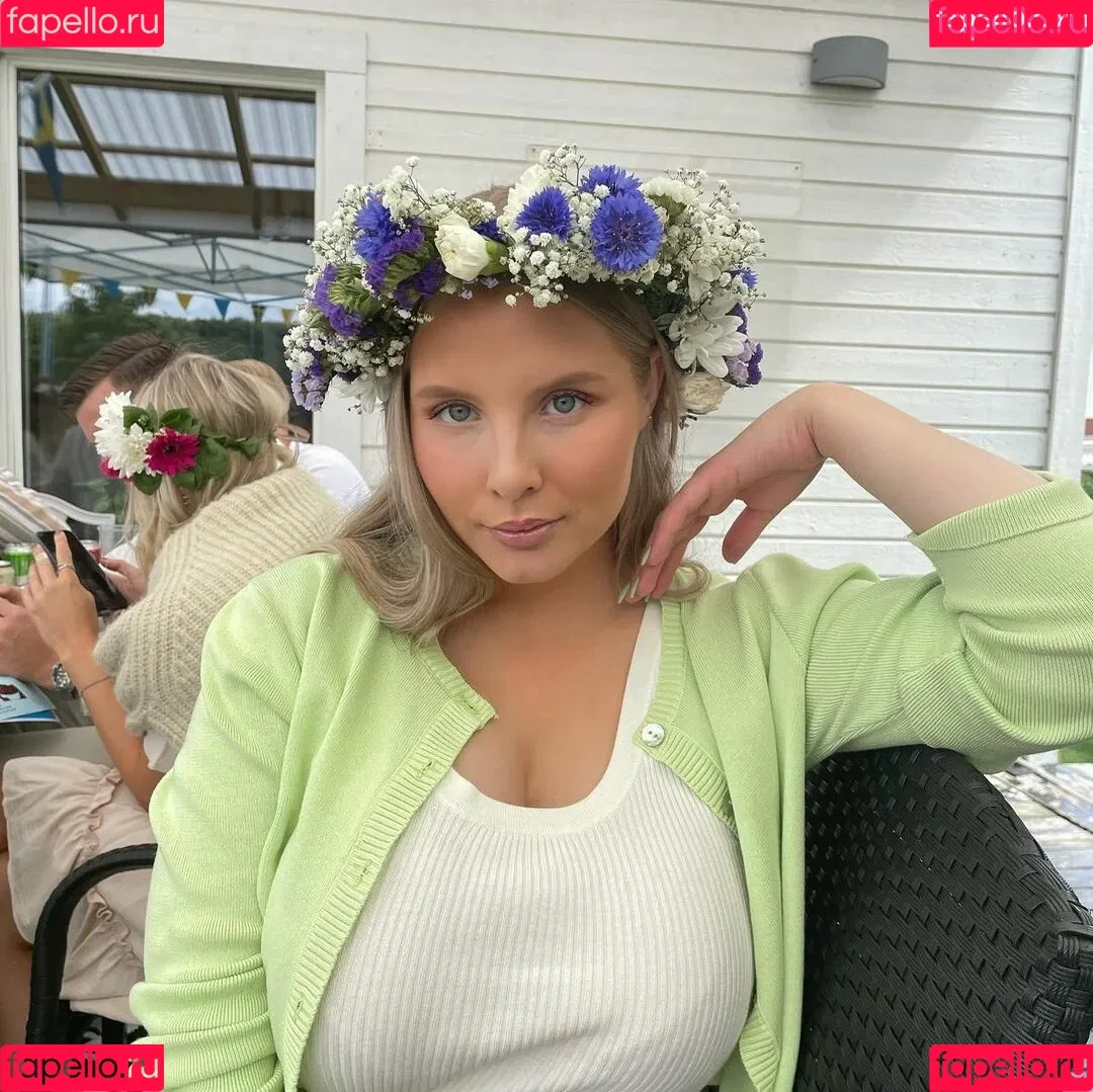 Stina Onlyfans Photo Gallery 