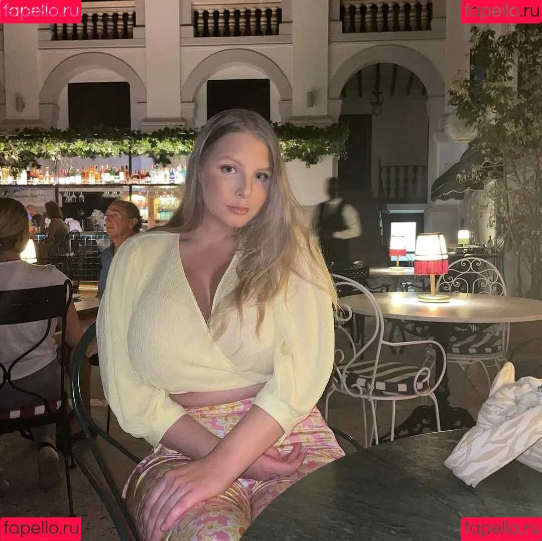 Stina Onlyfans Photo Gallery 