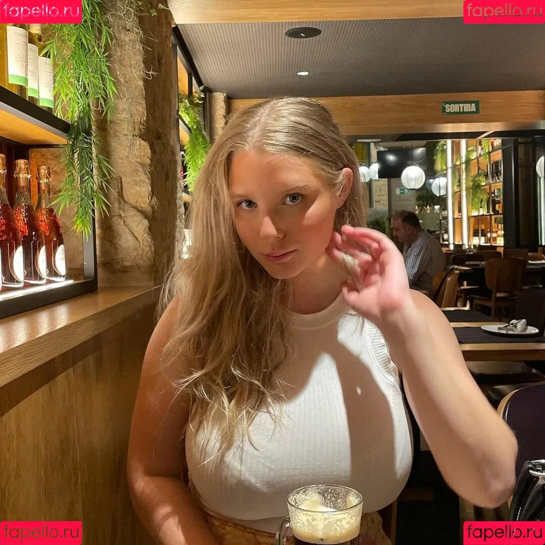 Stina Onlyfans Photo Gallery 