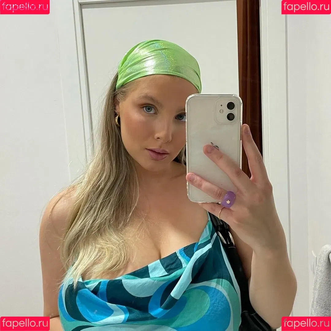 Stina Onlyfans Photo Gallery 