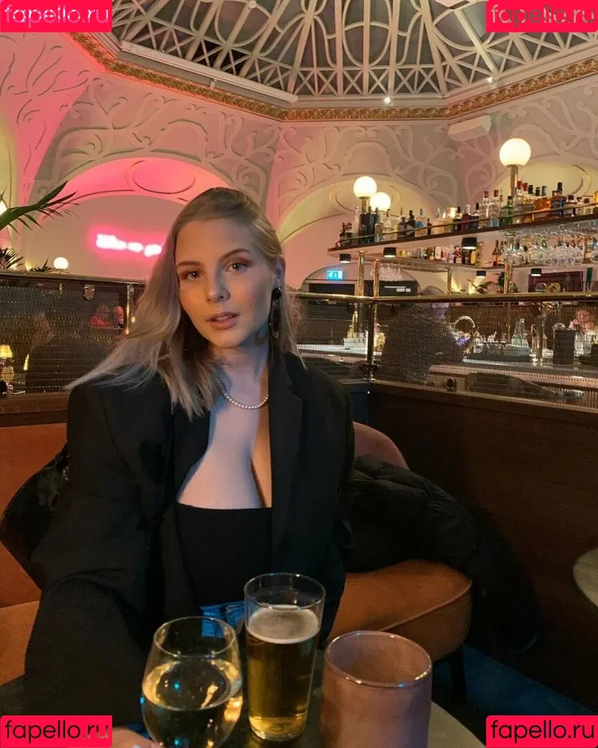 Stina Onlyfans Photo Gallery 