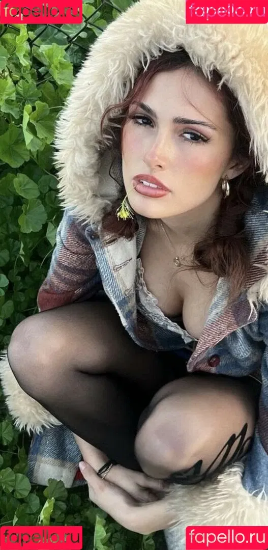 kissme Onlyfans Photo Gallery 