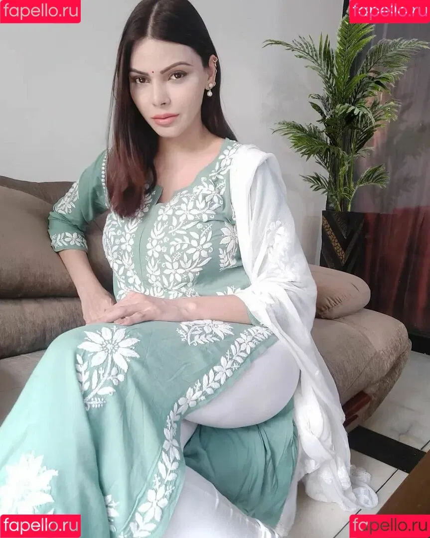 Sherlyn Chopra Onlyfans Photo Gallery 