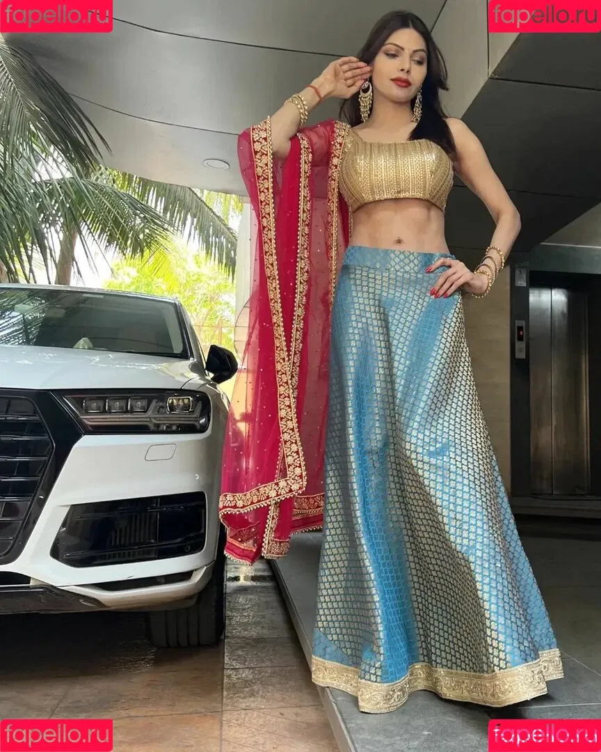 Sherlyn Chopra Onlyfans Photo Gallery 