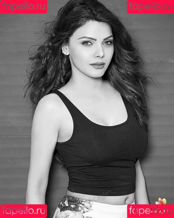 Sherlyn Chopra Onlyfans Photo Gallery 