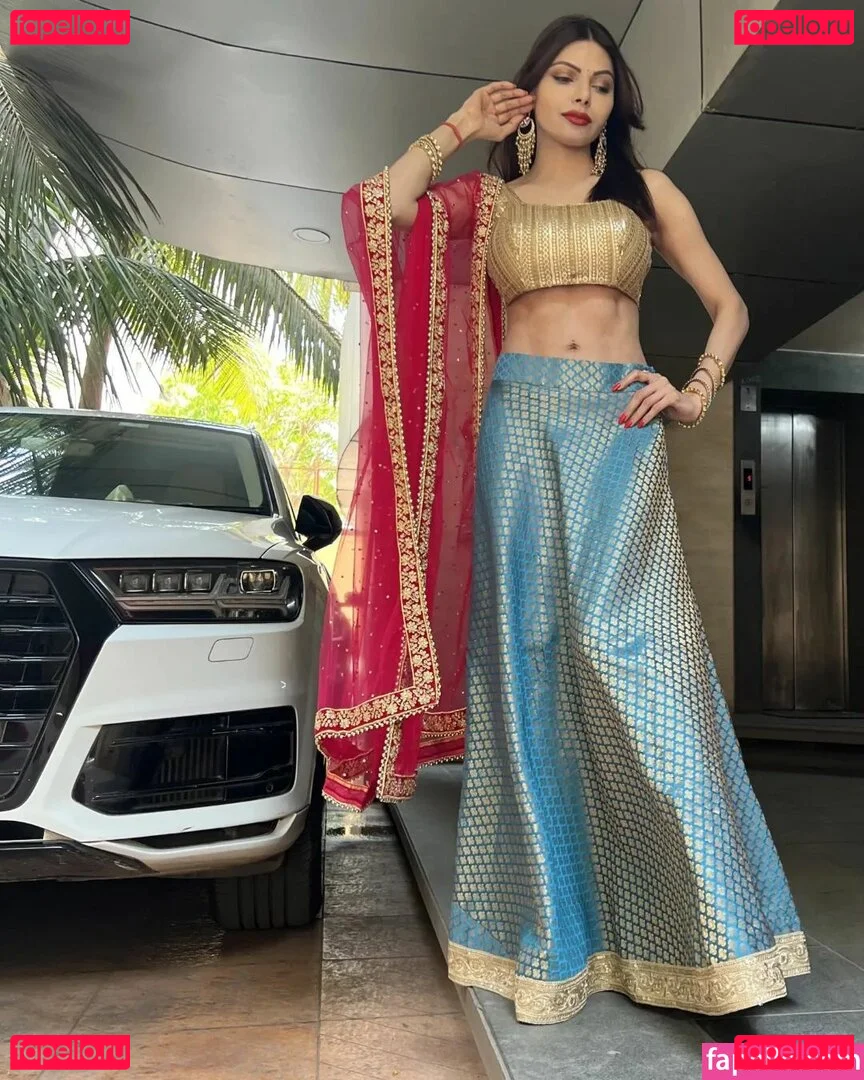Sherlyn Chopra Onlyfans Photo Gallery 