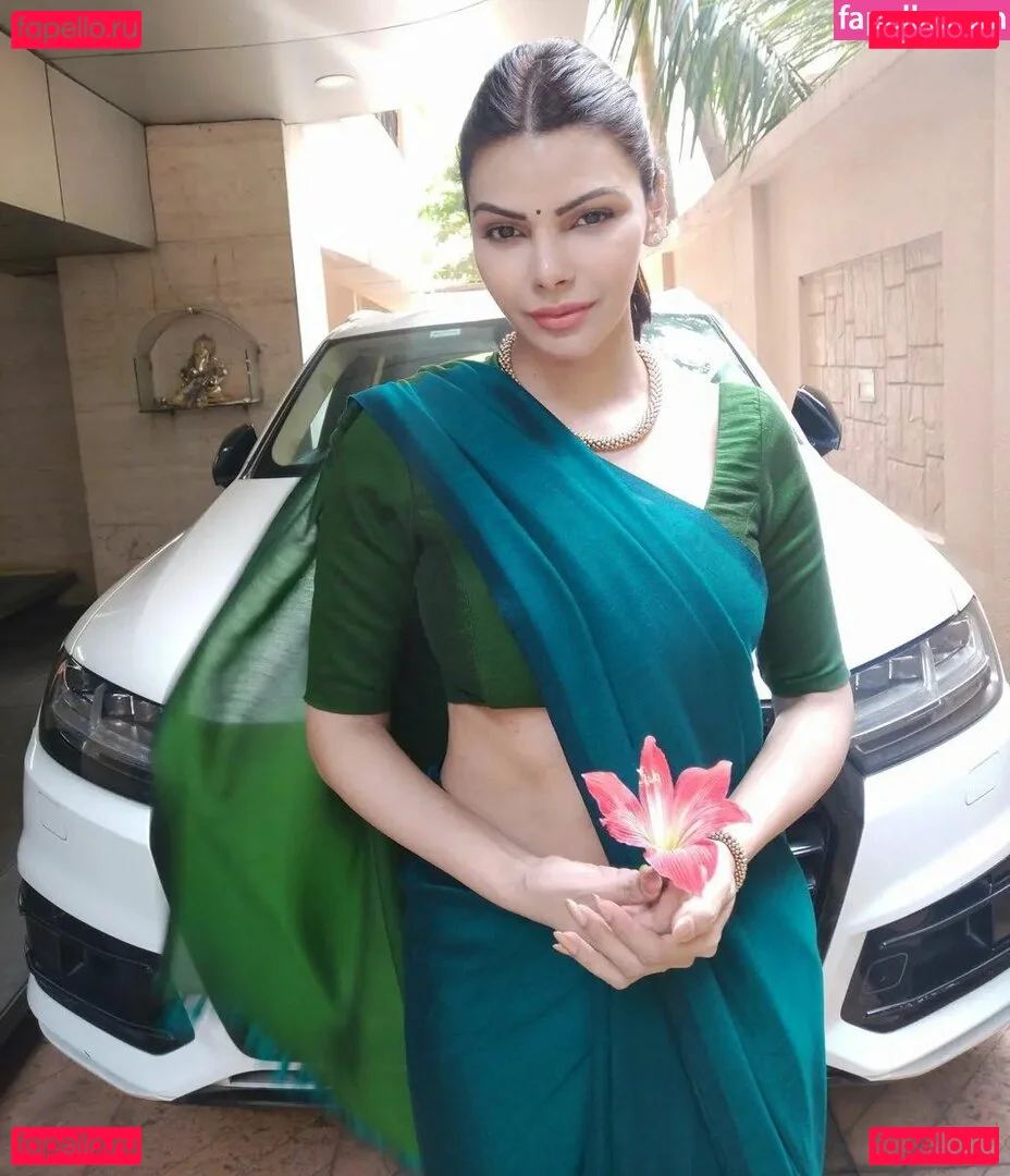 Sherlyn Chopra Onlyfans Photo Gallery 