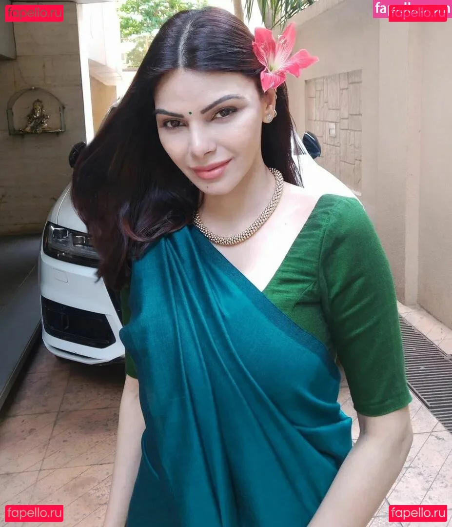 Sherlyn Chopra Onlyfans Photo Gallery 