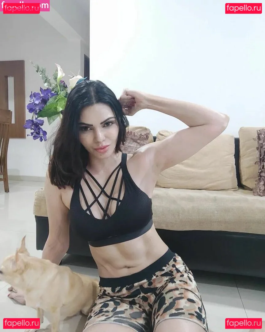 Sherlyn Chopra Onlyfans Photo Gallery 