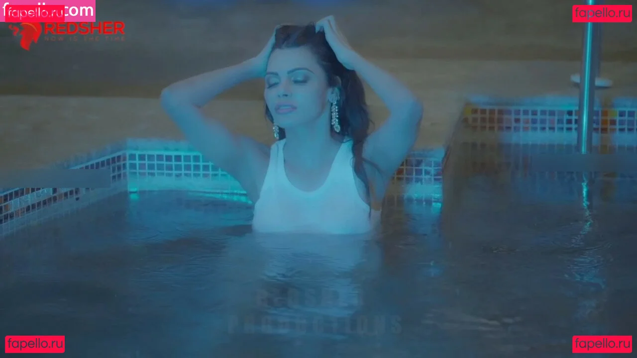 Sherlyn Chopra Onlyfans Photo Gallery 