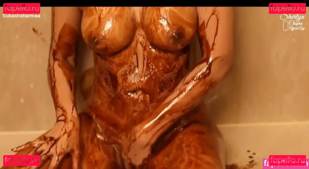 Sherlyn Chopra Onlyfans Photo Gallery 