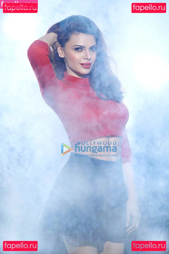 Sherlyn Chopra Onlyfans Photo Gallery 
