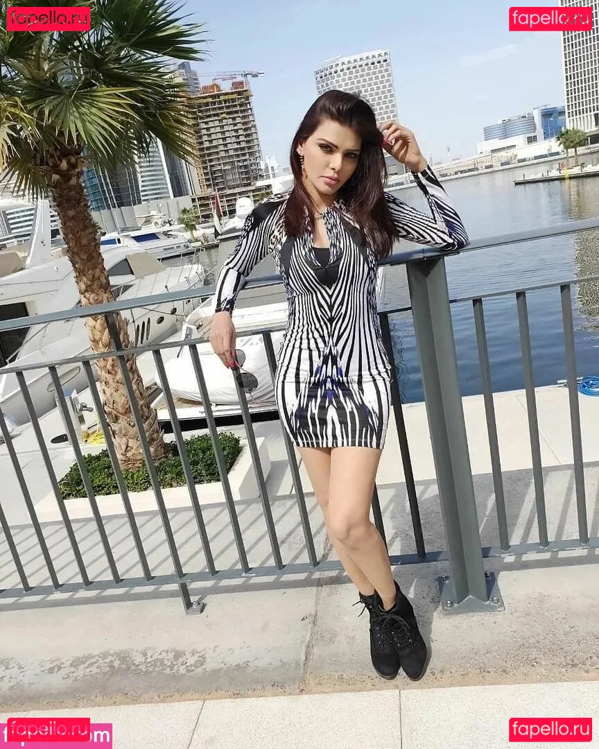 Sherlyn Chopra Onlyfans Photo Gallery 