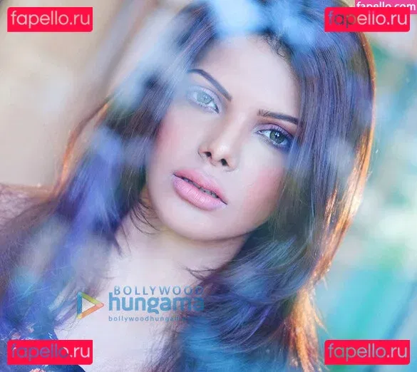 Sherlyn Chopra Onlyfans Photo Gallery 