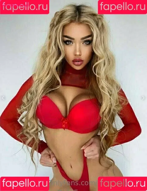 anastasiiafox Onlyfans Photo Gallery 