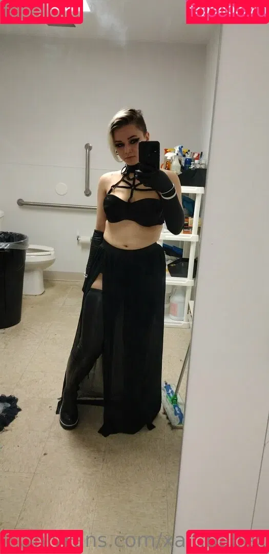 xalt.babex Onlyfans Photo Gallery 