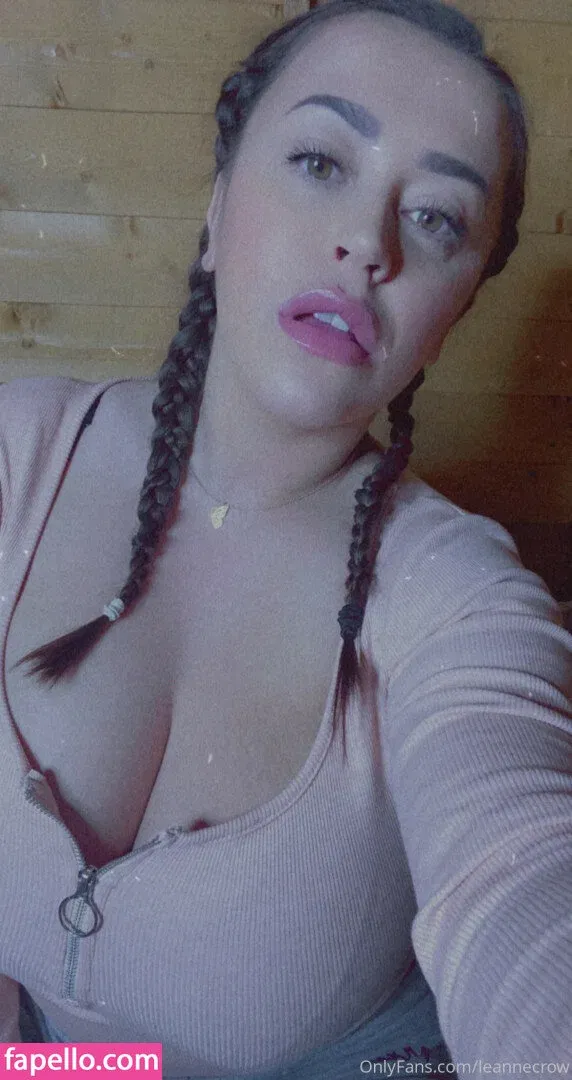 Leanne Crow Onlyfans Photo Gallery 