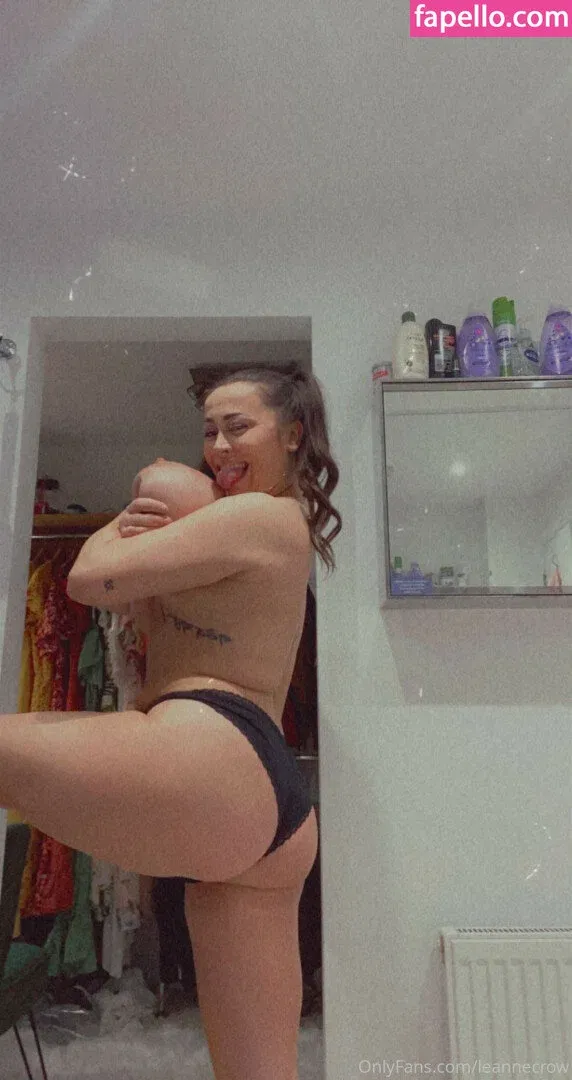 Leanne Crow Onlyfans Photo Gallery 