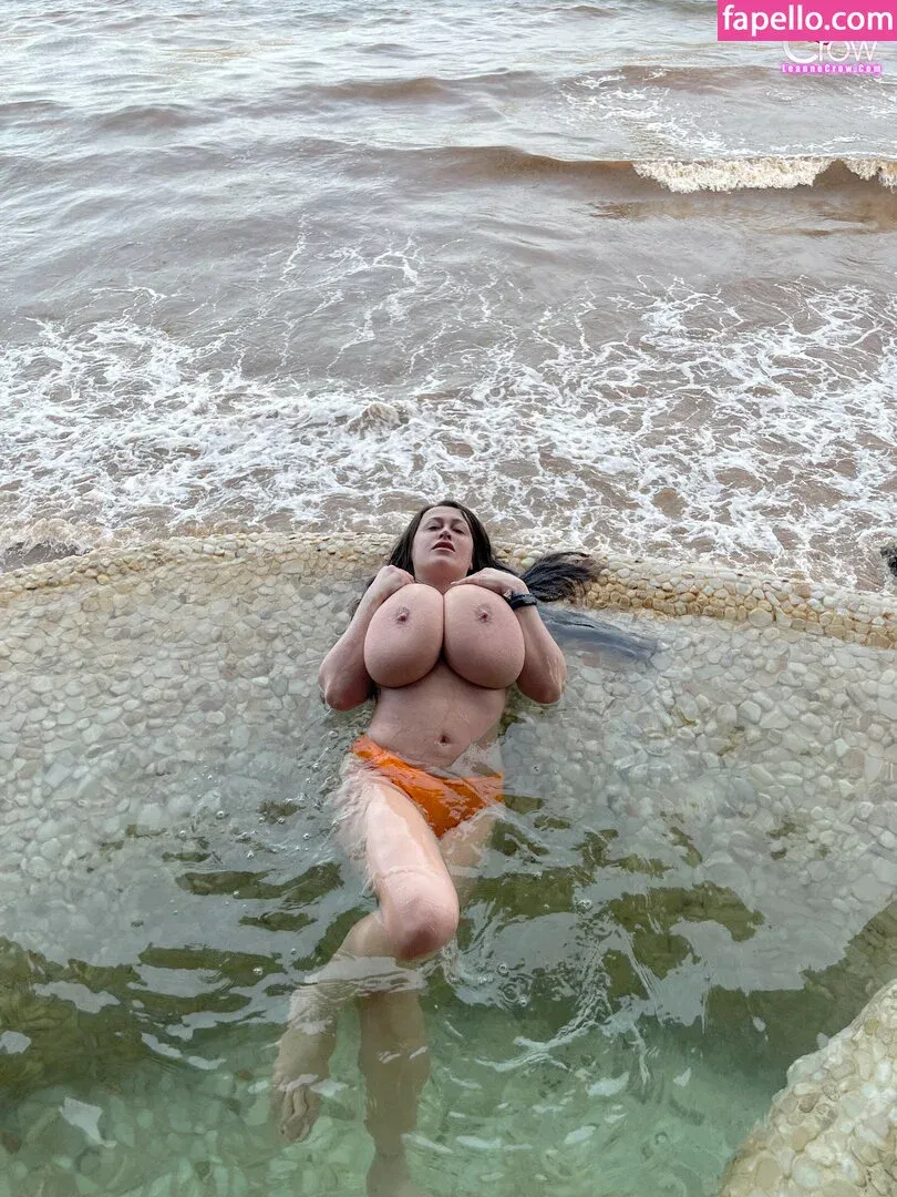 Leanne Crow Onlyfans Photo Gallery 