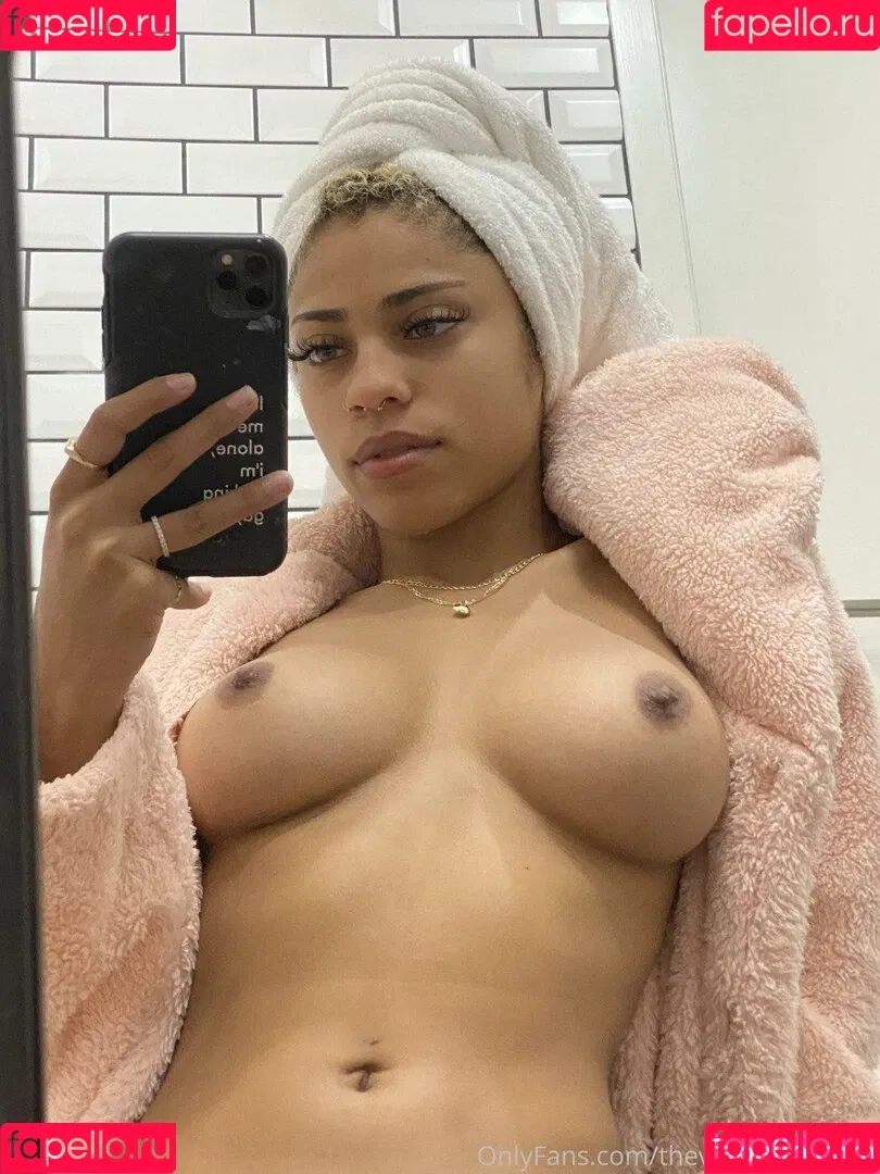 Negras Peitudas Onlyfans Photo Gallery 