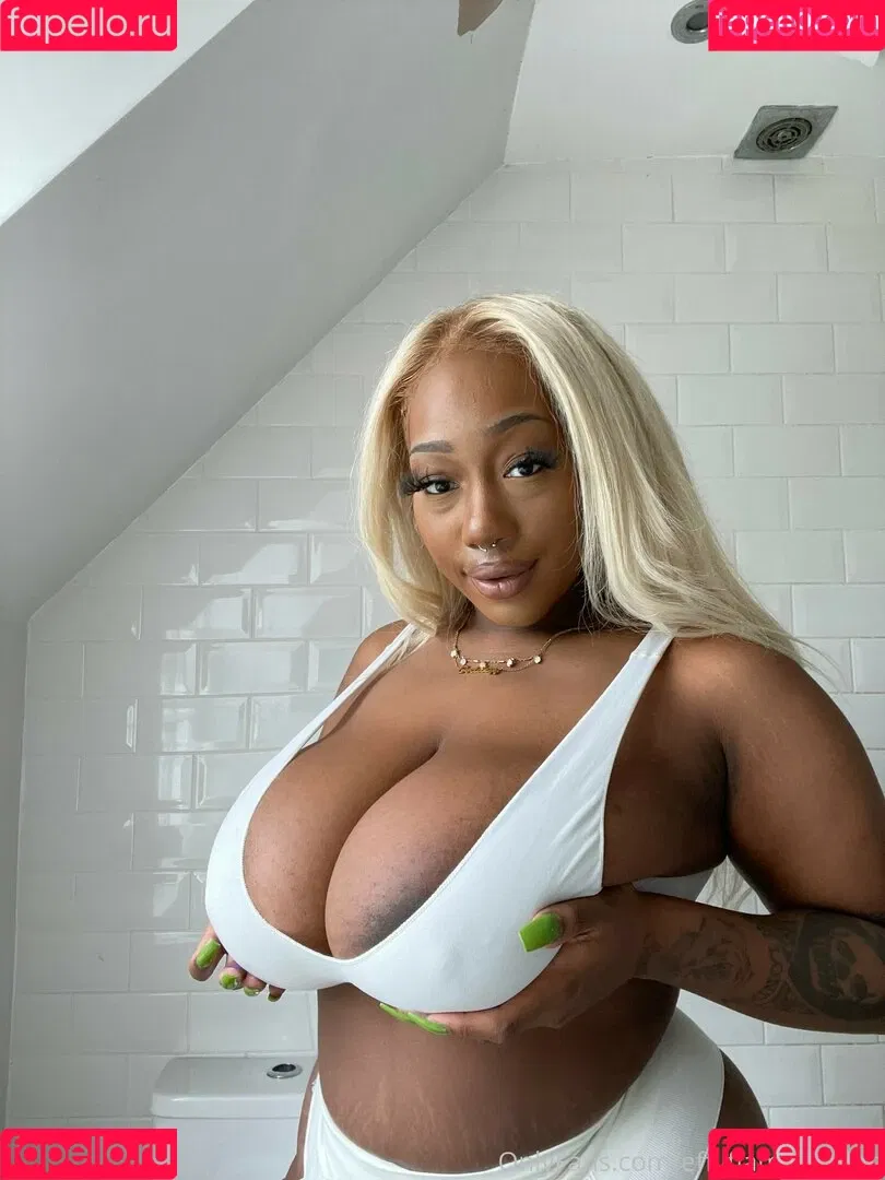 Renee Kuleape Onlyfans Photo Gallery 