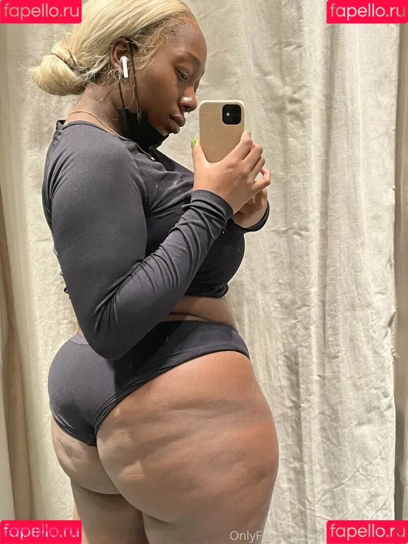 Renee Kuleape Onlyfans Photo Gallery 