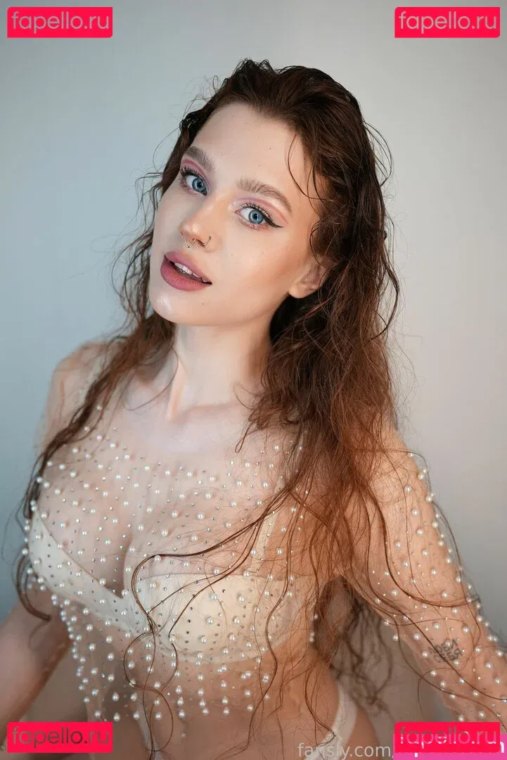 SimensSofia Onlyfans Photo Gallery 