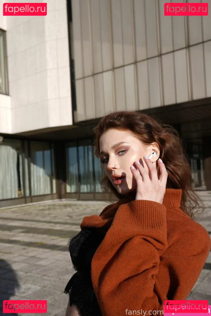 SimensSofia Onlyfans Photo Gallery 