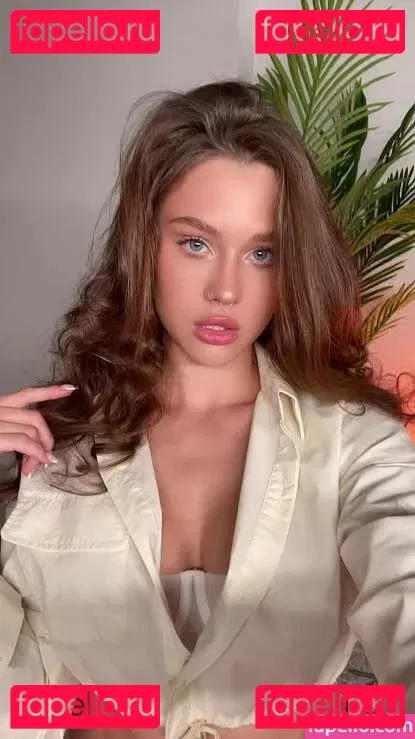 SimensSofia Onlyfans Photo Gallery 