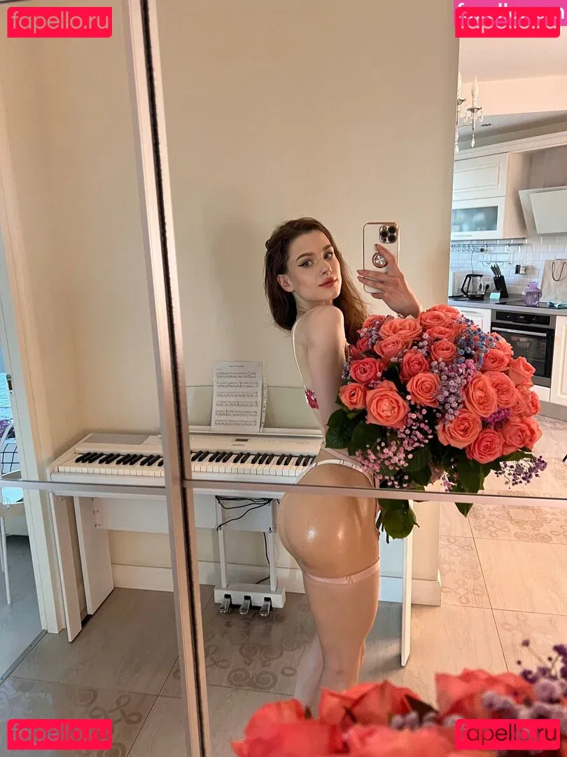 SimensSofia Onlyfans Photo Gallery 