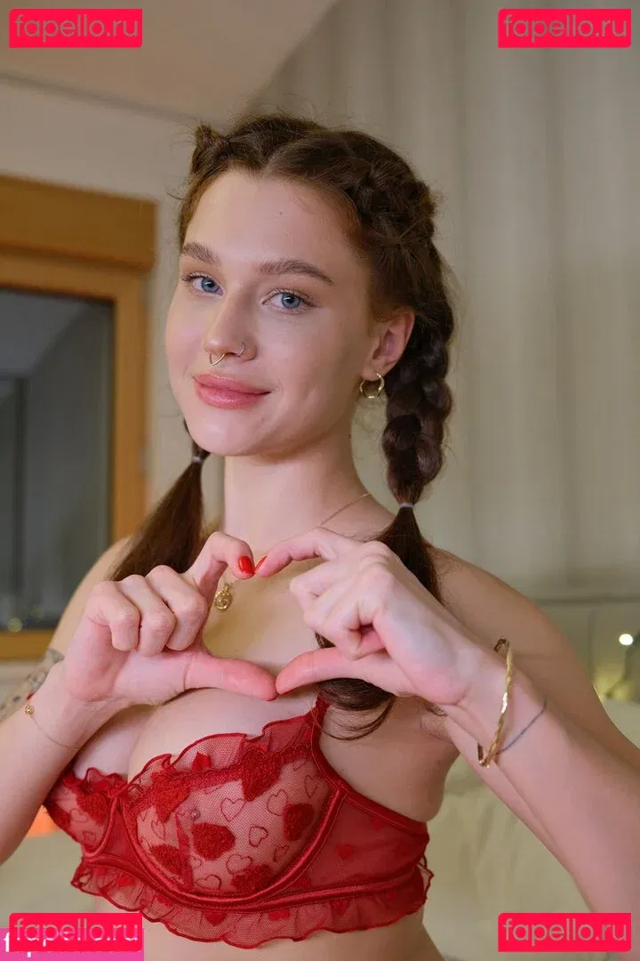 SimensSofia Onlyfans Photo Gallery 